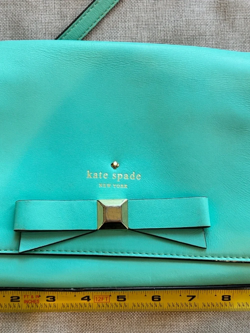 Eye Catching Kate Spade Crossbody Purse